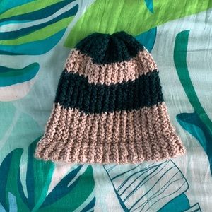 💚 Handmade Knitted Beanie 💚❄️🧤🧦